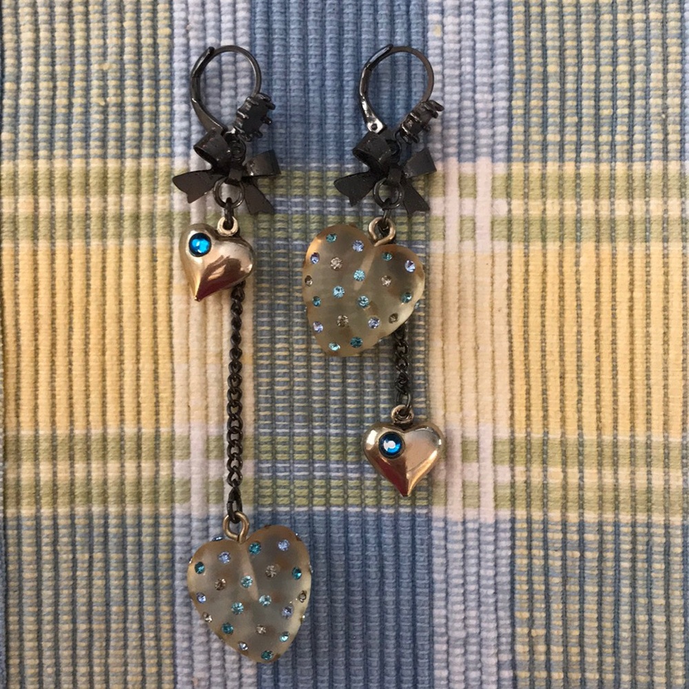 Betsey Johnson hanging earrings